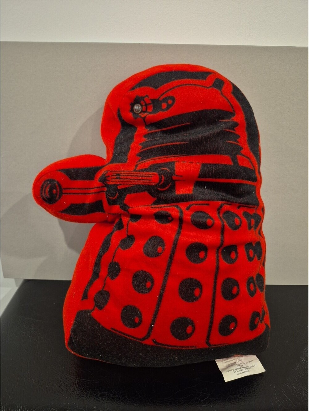 DOCTOR WHO DALEK LIGHT UP TALKING "EXTERMINATE" PLUSH 19" PILLOW RED Sound WORKS